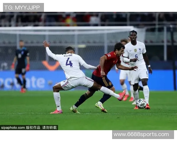 日本高中联赛决赛精彩瞬间兜射与弧顶爆射双双破门引发热议