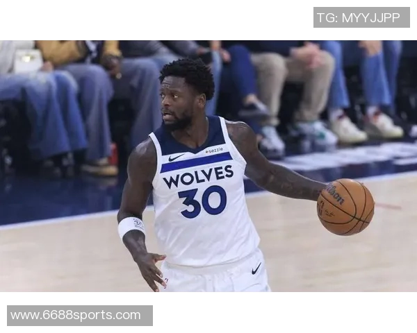 兰德尔半场表现出色9投6中助力球队三分球命中率高达667